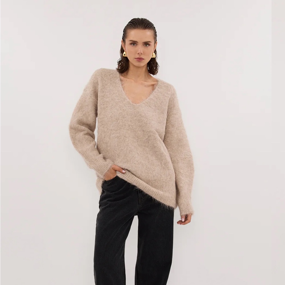 DIISH Salma Oat V Neck Jumper
